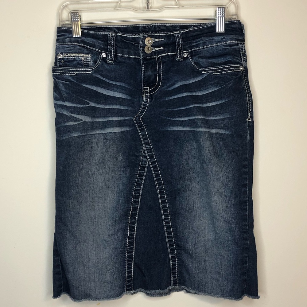 Premium Vanity Distressed Denim Jean Skirt Raw Hem Size 8/10